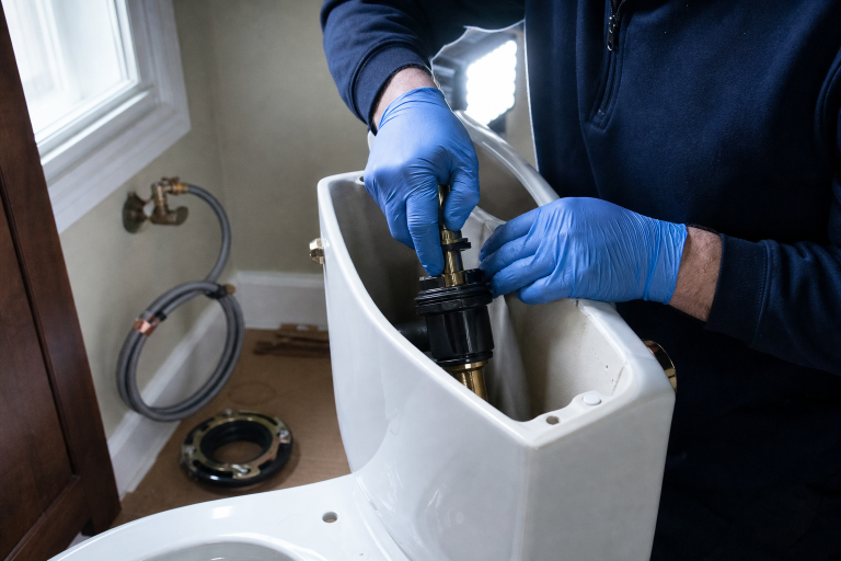 Kohler vs American Standard Toilet: Which Brand Holds Up Better in a High-Use Bradford Family Home